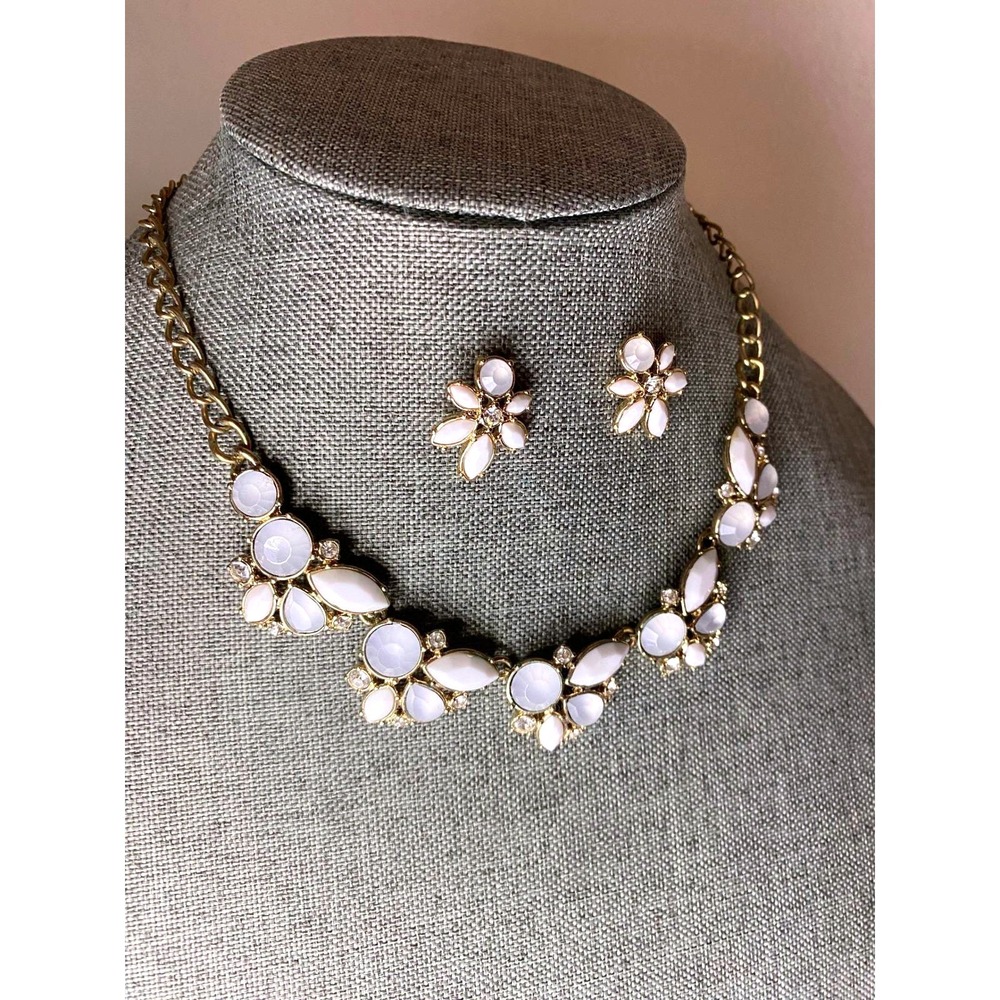 Avon Vintage White Opal Cluster Necklace Earrings Set Bridal Statement Jewelry